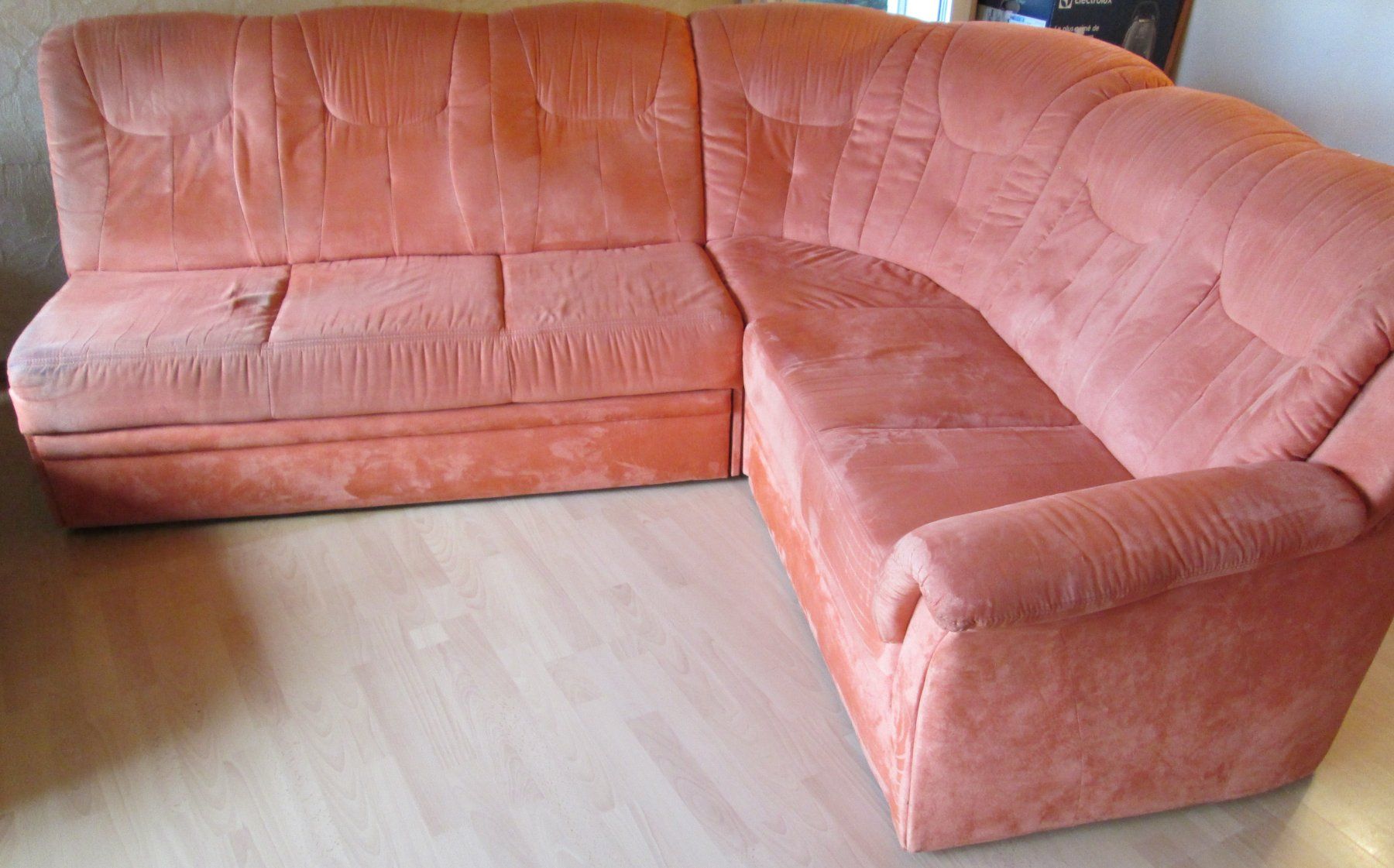 Divani: GRATIS! Gemütliches Ecksofa mit Schlaffunktion in Terrakotta – Usato da döttingen venduto da Gorbs1 4