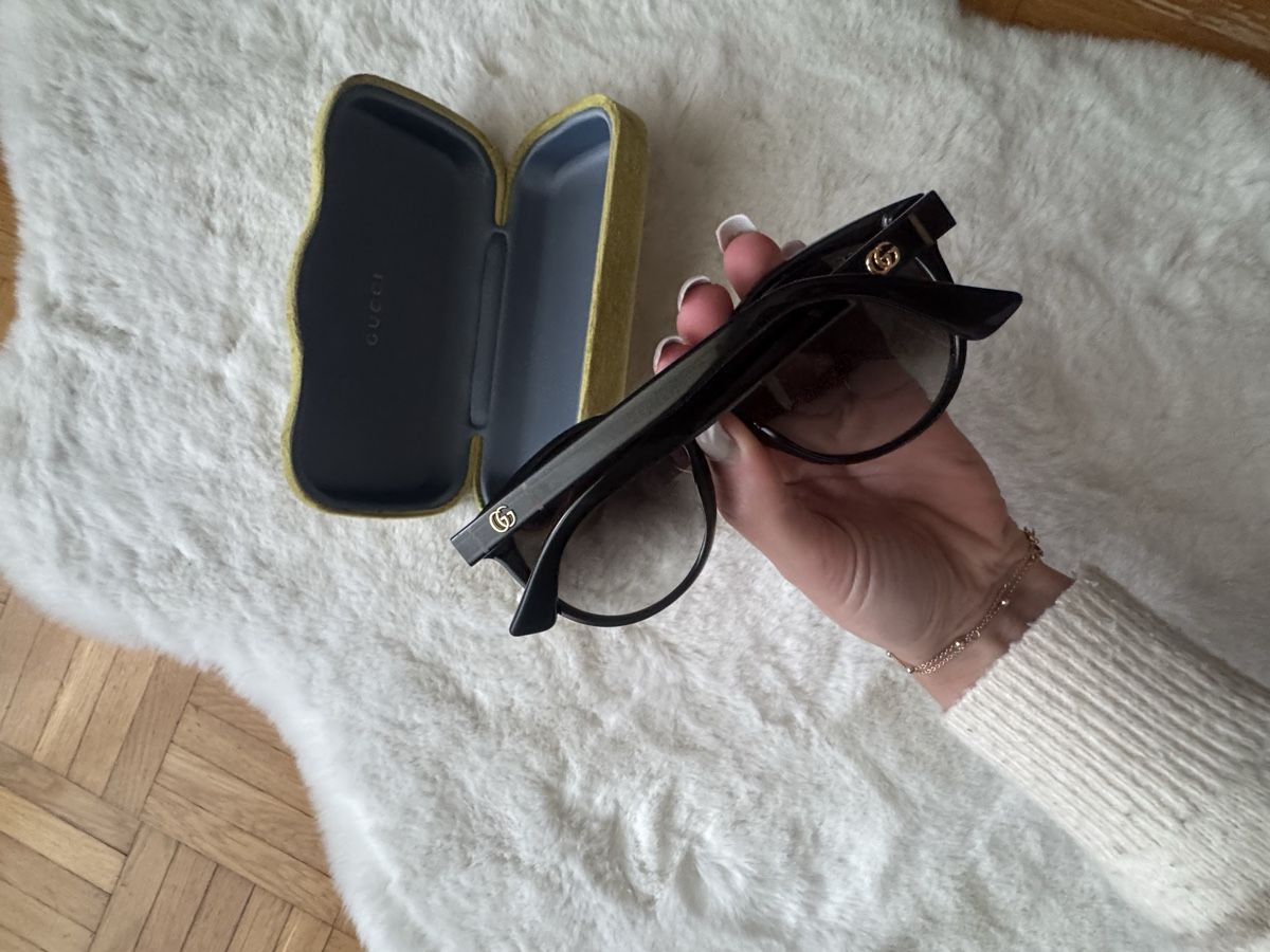 Gucci Occhiali & Lenti: Gucci Sonnenbrille Schwarz – Usato da Hermetschwil-Staff venduto da Joannestrm