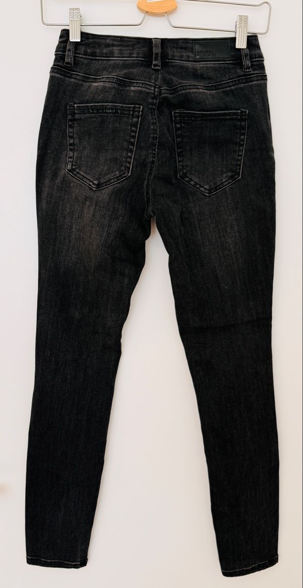 Vero Moda Jeans: Vero Moda Jeans  – Nuovo (secondo la descrizione) da Nottwil venduto da CandyCaty 1