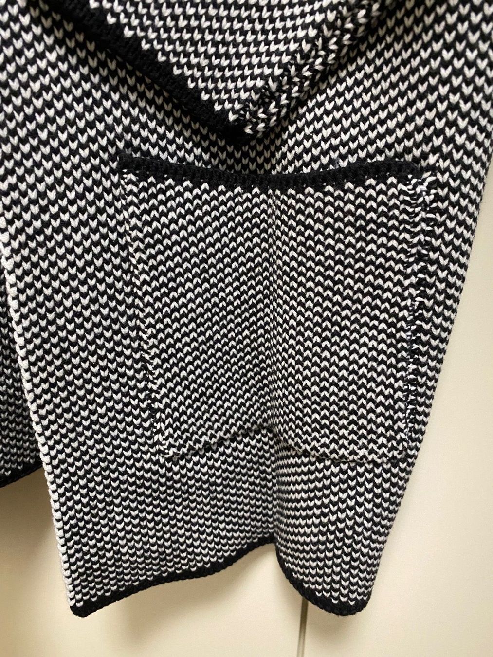 Vestes: Strickjacke schwarz-weiss Gr.M – D'occasion à Birr par sfe_rhj7 2