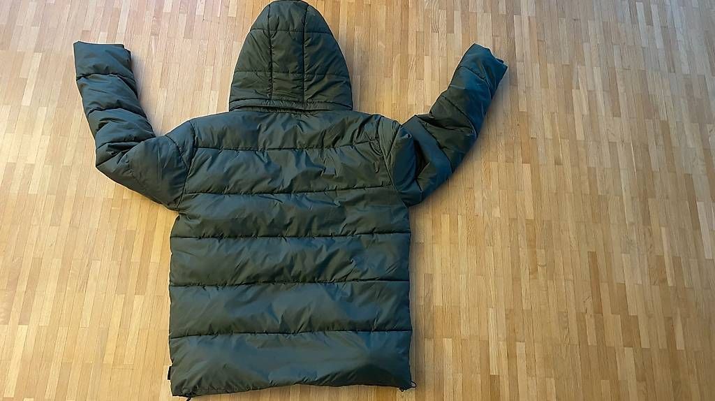 Vestes: Daunenjacke elesse Grösse L – D'occasion à Luzern par bat_2vdz 1