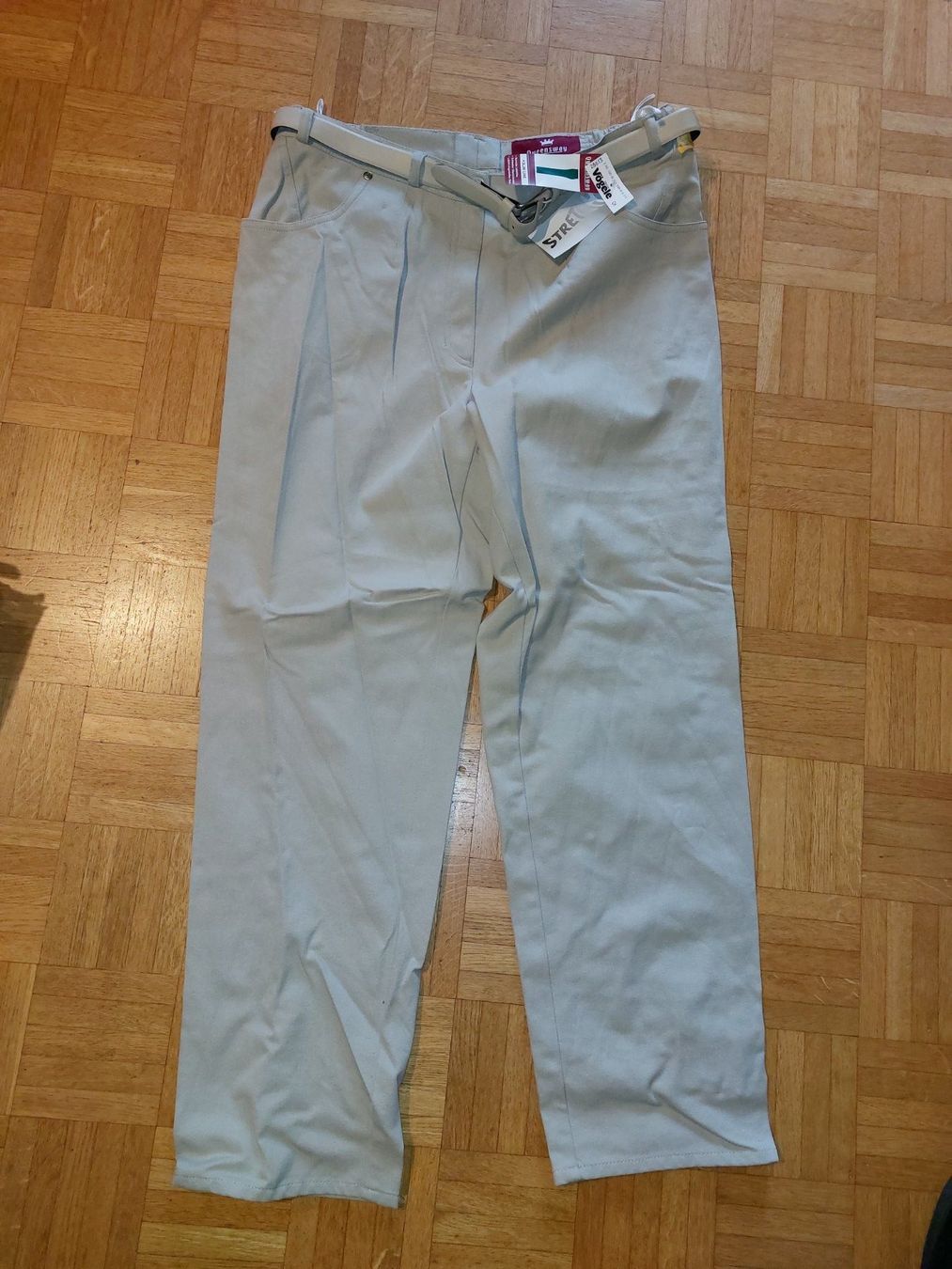 Jeans: neue Hose / Jeans, Grösse 23, sandfarben – Nuovo (secondo la descrizione) da Escholzmatt venduto da Stern777