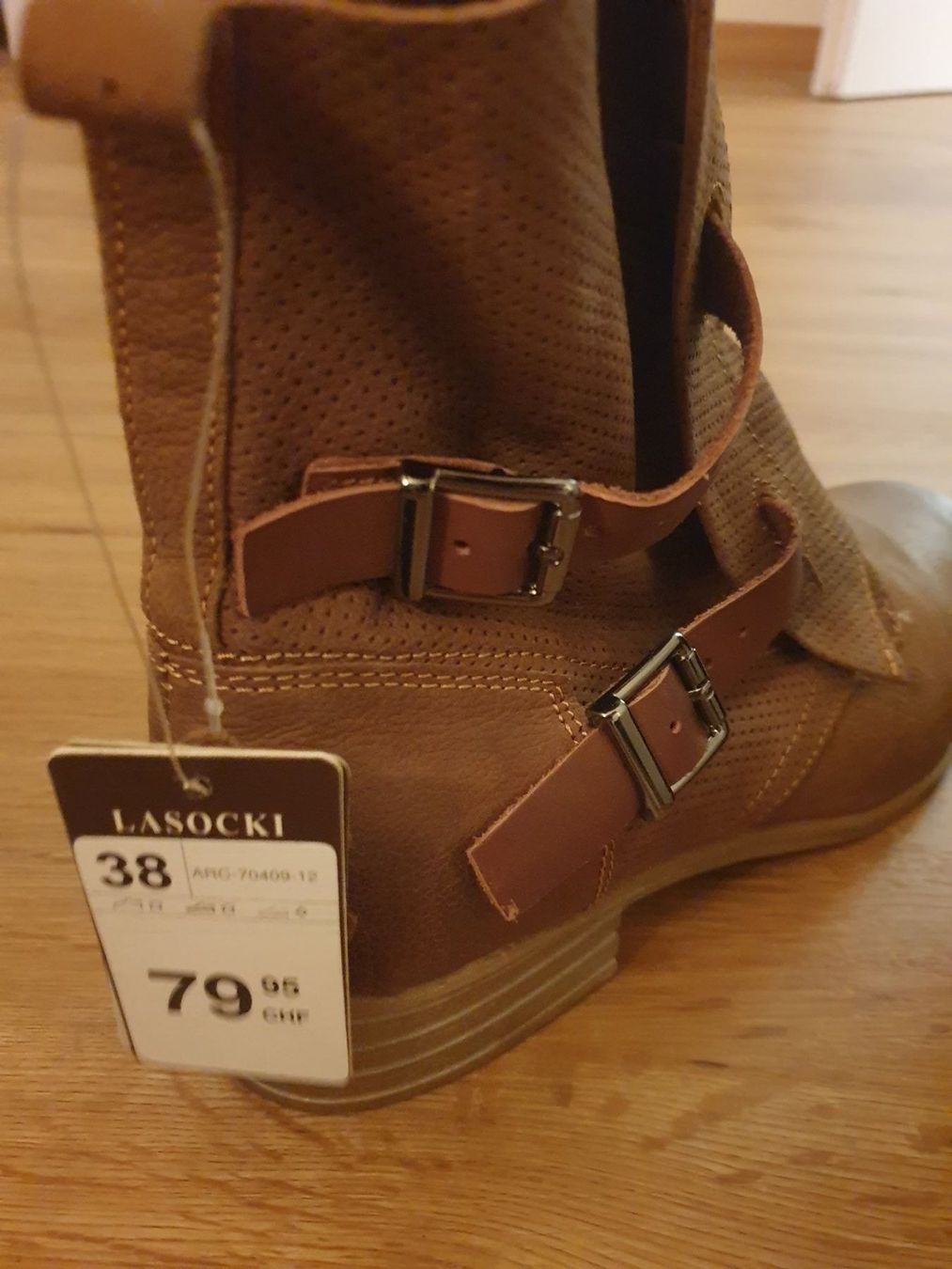 Scarpe da donna: wunderschöne, neue Stiefel aus Leder Gr. 38 – Nuovo e nell'imballaggio originale da Affoltern am Albis venduto da lu08 2
