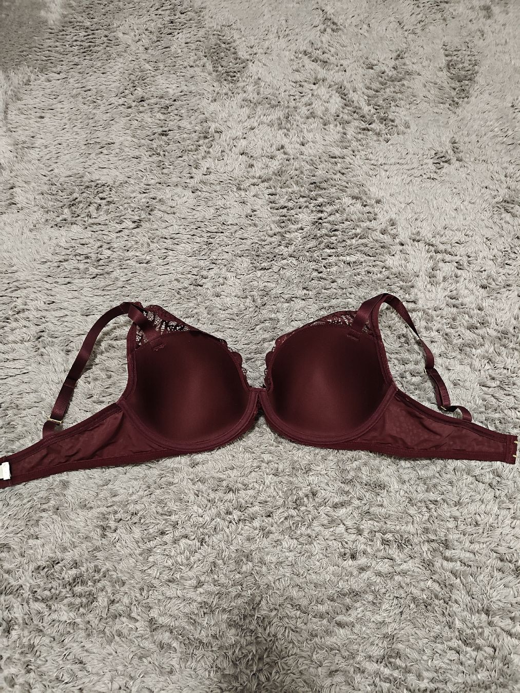 Triumph Sonstige Unterwäsche: Triumph BH / String Set – Neu (gemäss Beschreibung) aus Pieterlen von Saemelili 2