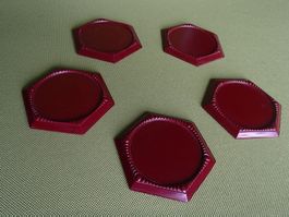 5 rote 6 eckige Bakelit Glas Untersetzer