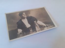 SCHWIIZER MAA DAZUMAL - BOESEWICHT - THEATER ?