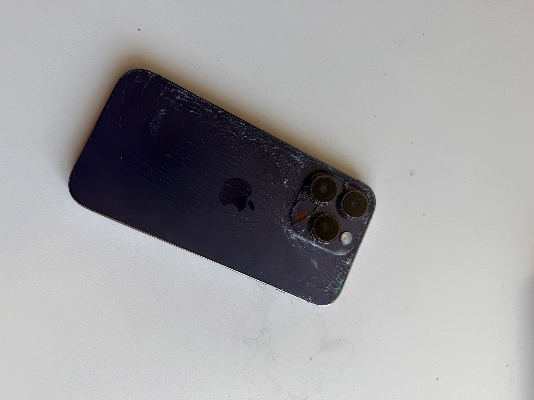 Apple Portables: iPhone 14 pro – D'occasion à Hombrechtikon par yan_tnm8 3