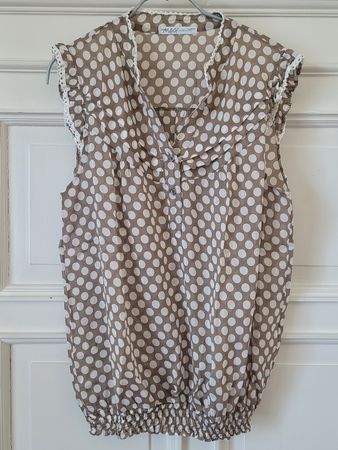 Hübsche sommerliche Bluse, Top, 70% Seide, 30% Baumwolle