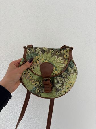 Umhängetasche Grün/Braun mit Pfauenmuster – Crossbody