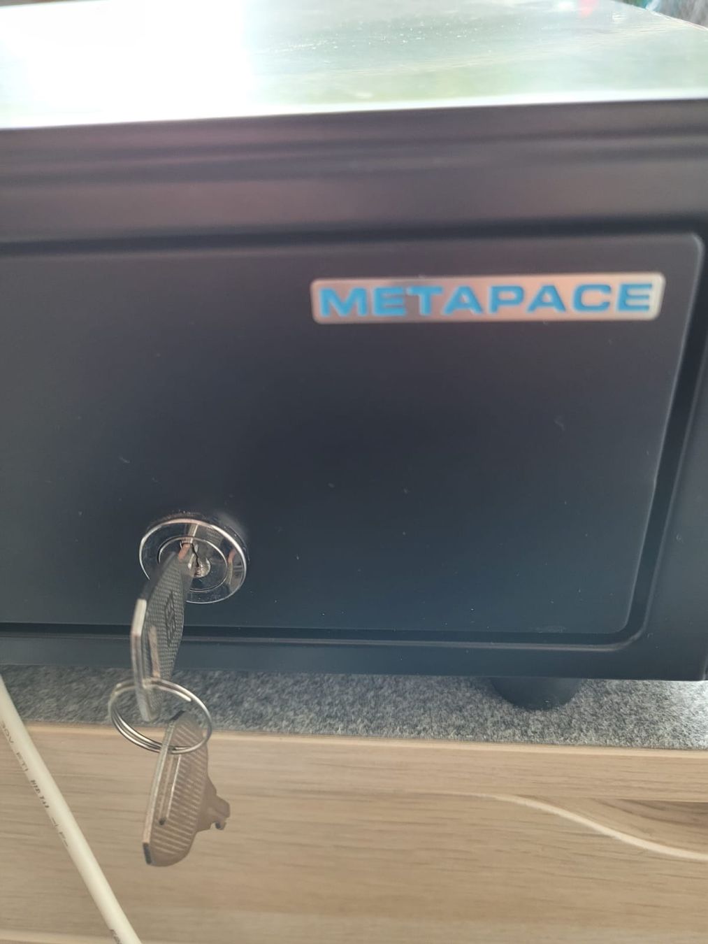 Caisses de transport: Tiroir- Caisse Metapace – D'occasion à Corcelles NE par sel_wl2n 1