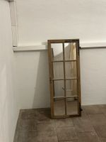 altes Holz Sprossenfenster, Spiegeleinsätze, alte Beschläge