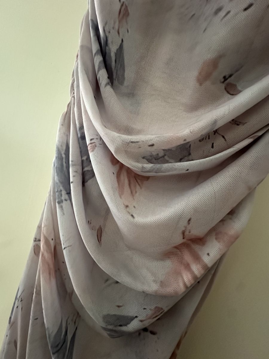 Shein Kleider: Kleid lila Muster Grösse S neuwertig – Neu und originalverpackt aus Zürich von zah_8p5x 1