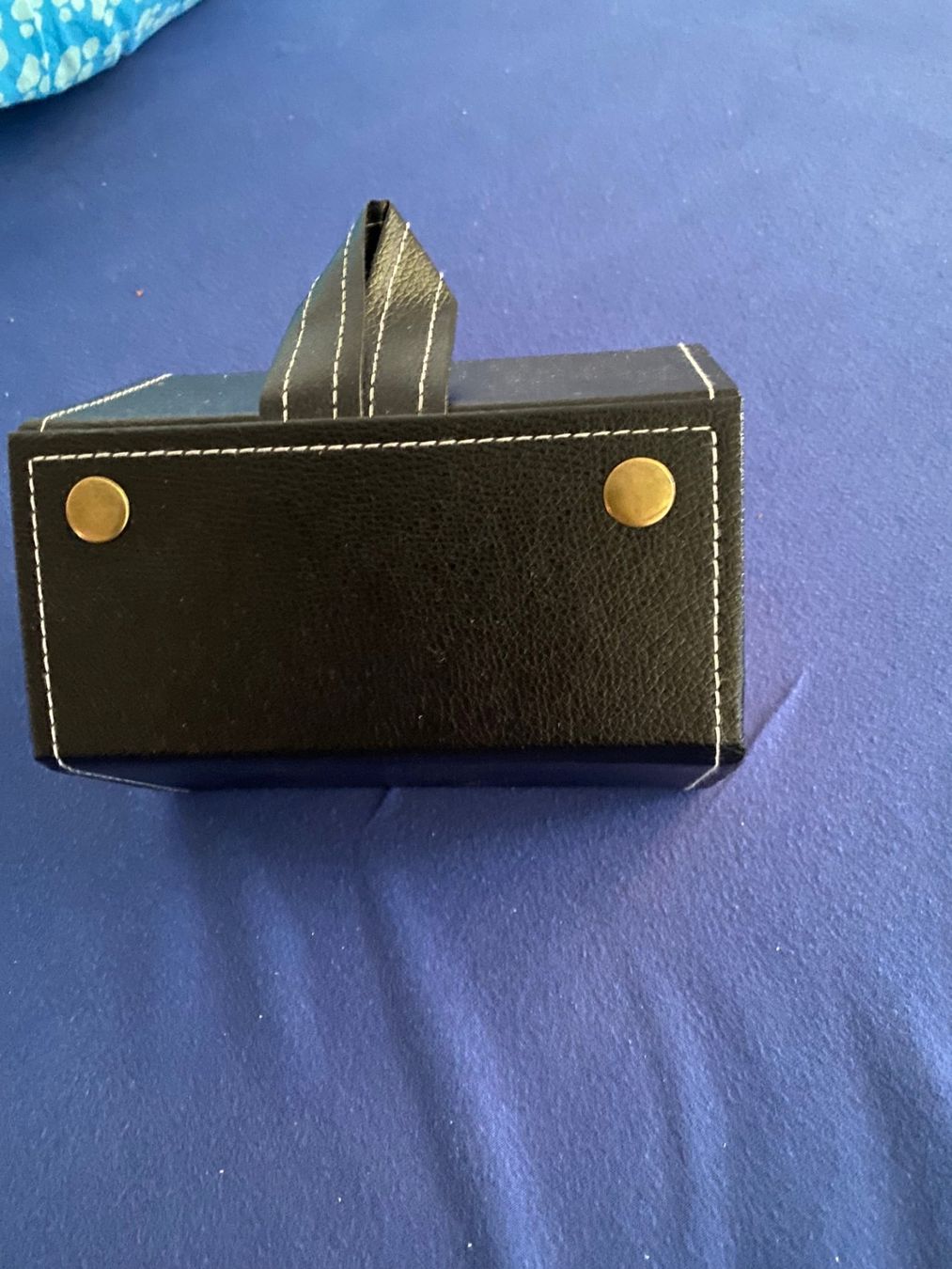 Altro in  Abbigliamento & Accessori: Tragbare Brillenaufbewahrungsbox – Nuovo (secondo la descrizione) da Allenwinden venduto da Obalu