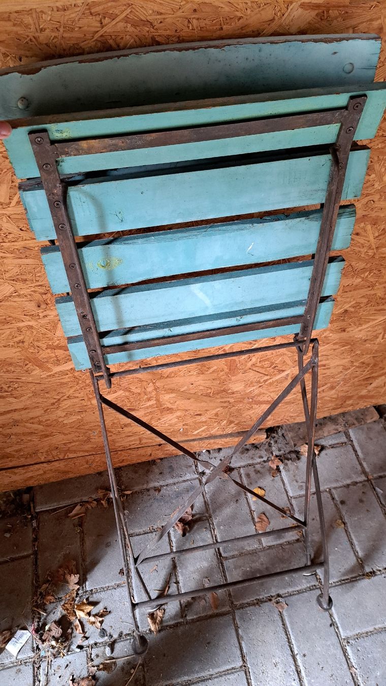 Sedie: amtiker Gartenstuhl klappbar – Usato da Kölliken venduto da Upcycling-by-Mc-TAM 2