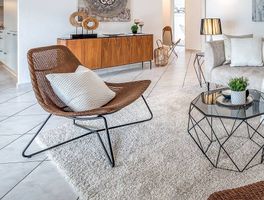 1 Stück Sessel Rattan braun/schwarz (Musterwhg.) neuwertig