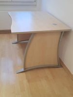 Schreibtisch