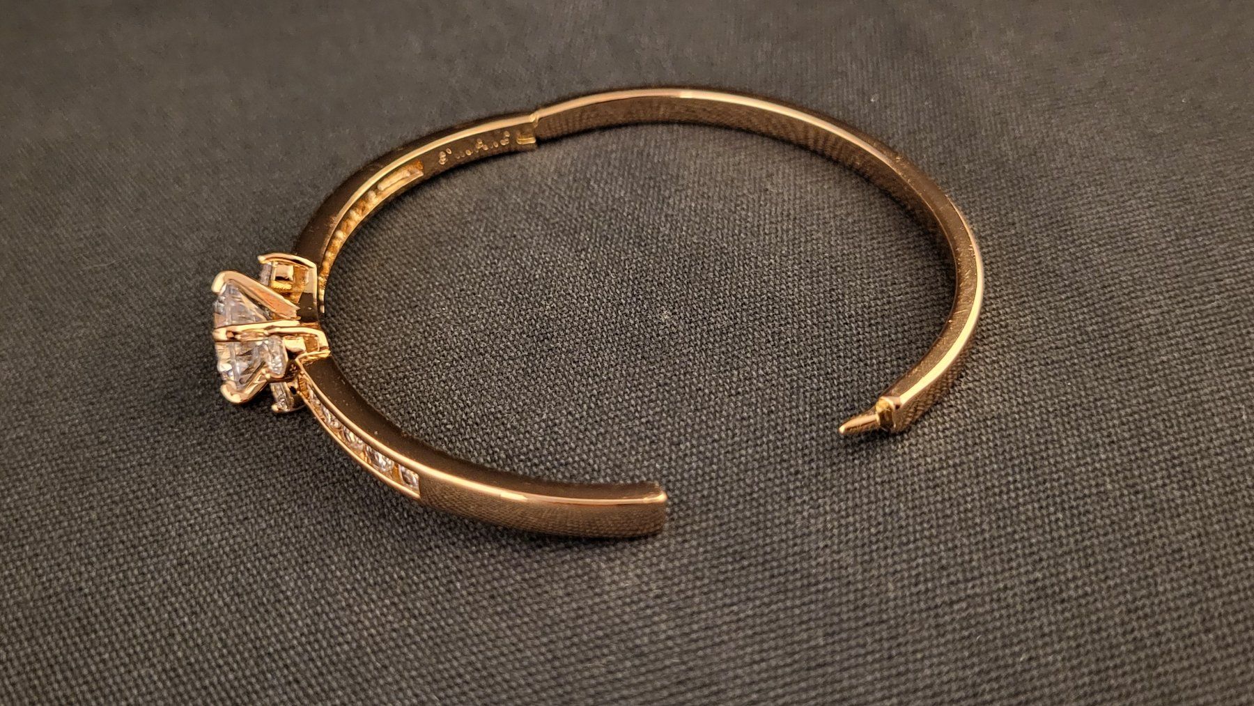 Bracciali & Braccialetti: Armspange mit Zirkonia XUPING – Usato da Basel venduto da spinne02 3