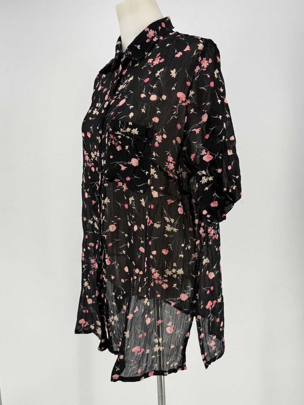 Camicette: Bluse mit Blumenmuster Gr. 48 von di Rundi – Usato da Auenstein venduto da moin. 2