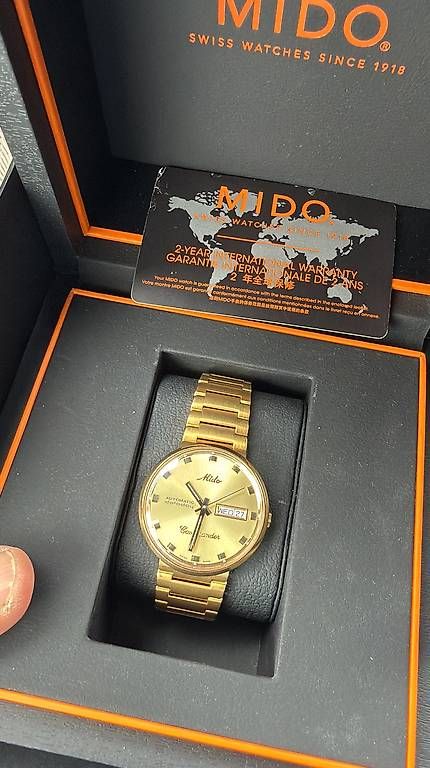 Mido Orologi: Mido Commander Datoday Automatik – Usato da Nidau venduto da Nintschgu 1
