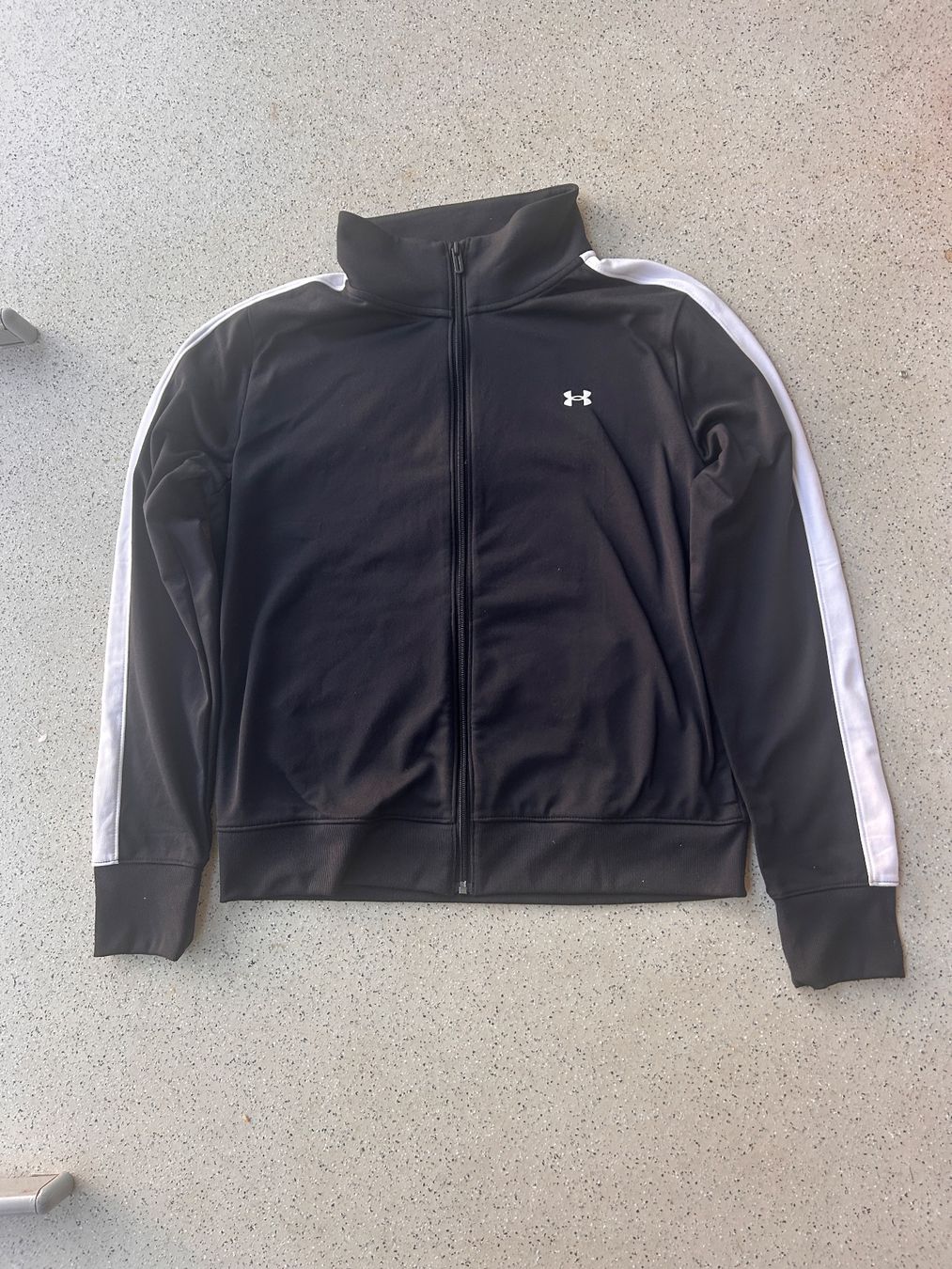 Under Armour Jacken: Under Armour Trainingsjacke – Gebraucht aus Bern von 44RewornHunter
