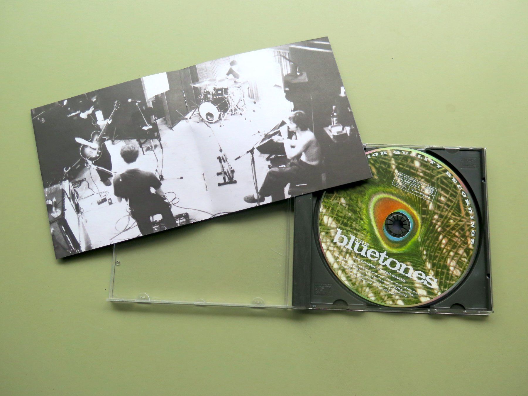 CDs: (p) CD THE BLUETONES: Expecting to fly, 1996 – Gebraucht aus Bern von Balzamico 2