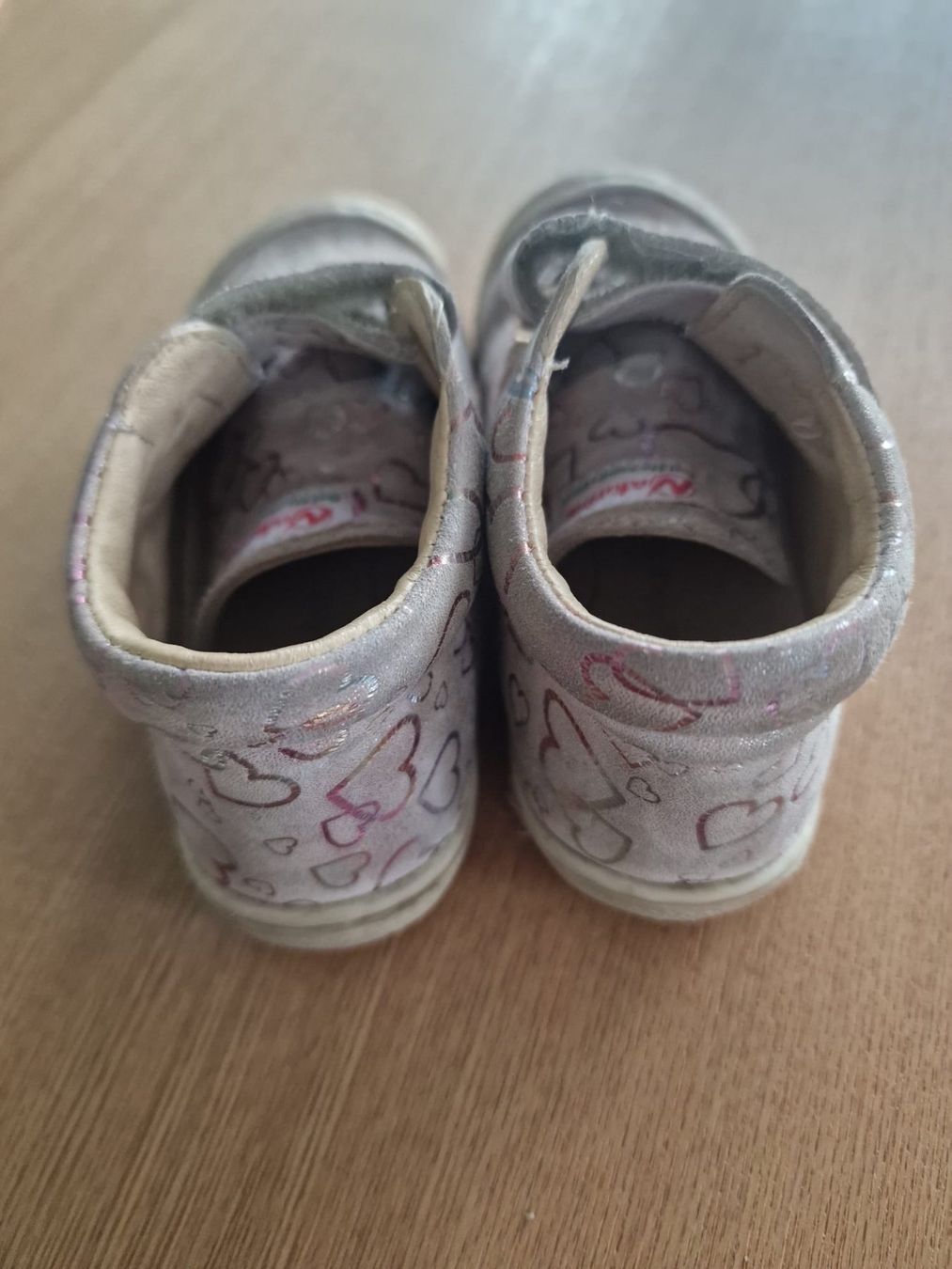 Naturino Scarpe per ragazze: Naturino Mädchen Schuhe grösse 24 – Usato da Seftigen venduto da G00 3