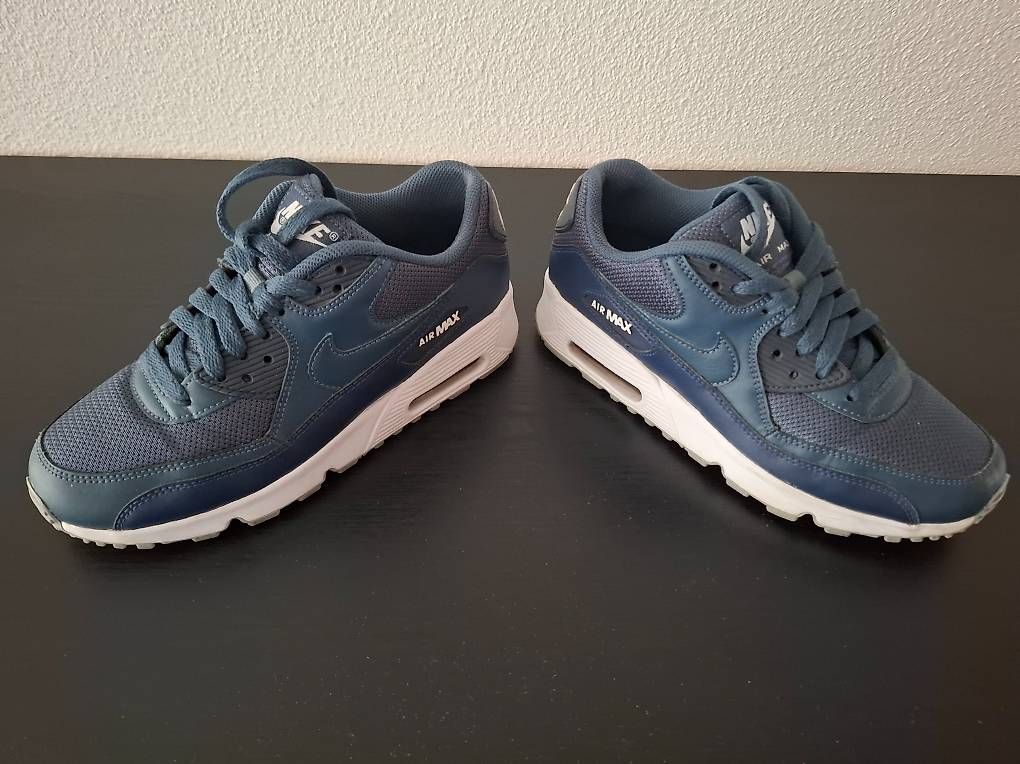 Scarpe da donna: Airmax blau, Grösse 38 – Usato da Sursee venduto da Migamo55