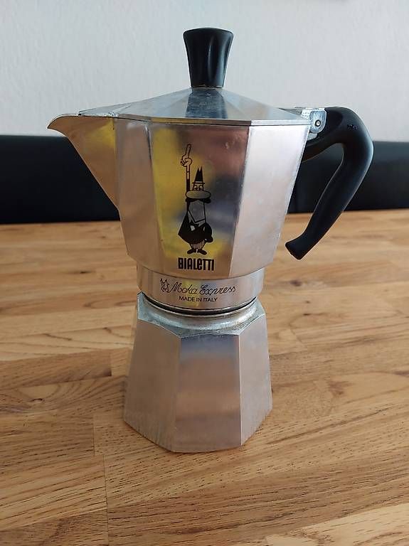 Machines à café & Machines à expresso: Bialetti Moka - 2 Tassen – D'occasion à Urtenen-Schönbühl par alexaz