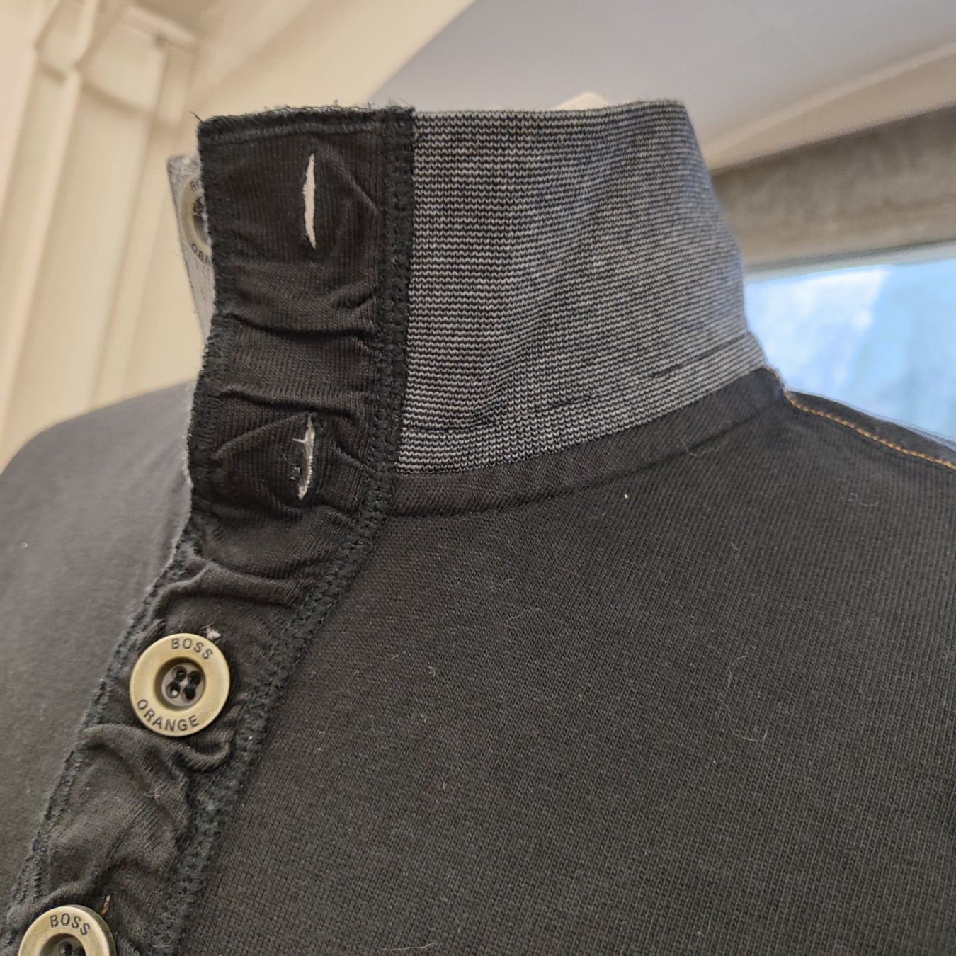 Hugo Boss Maglioni & Felpe: Boss Herrenpulli GR S – Usato da Langnau am Albis venduto da Judithsebi 2