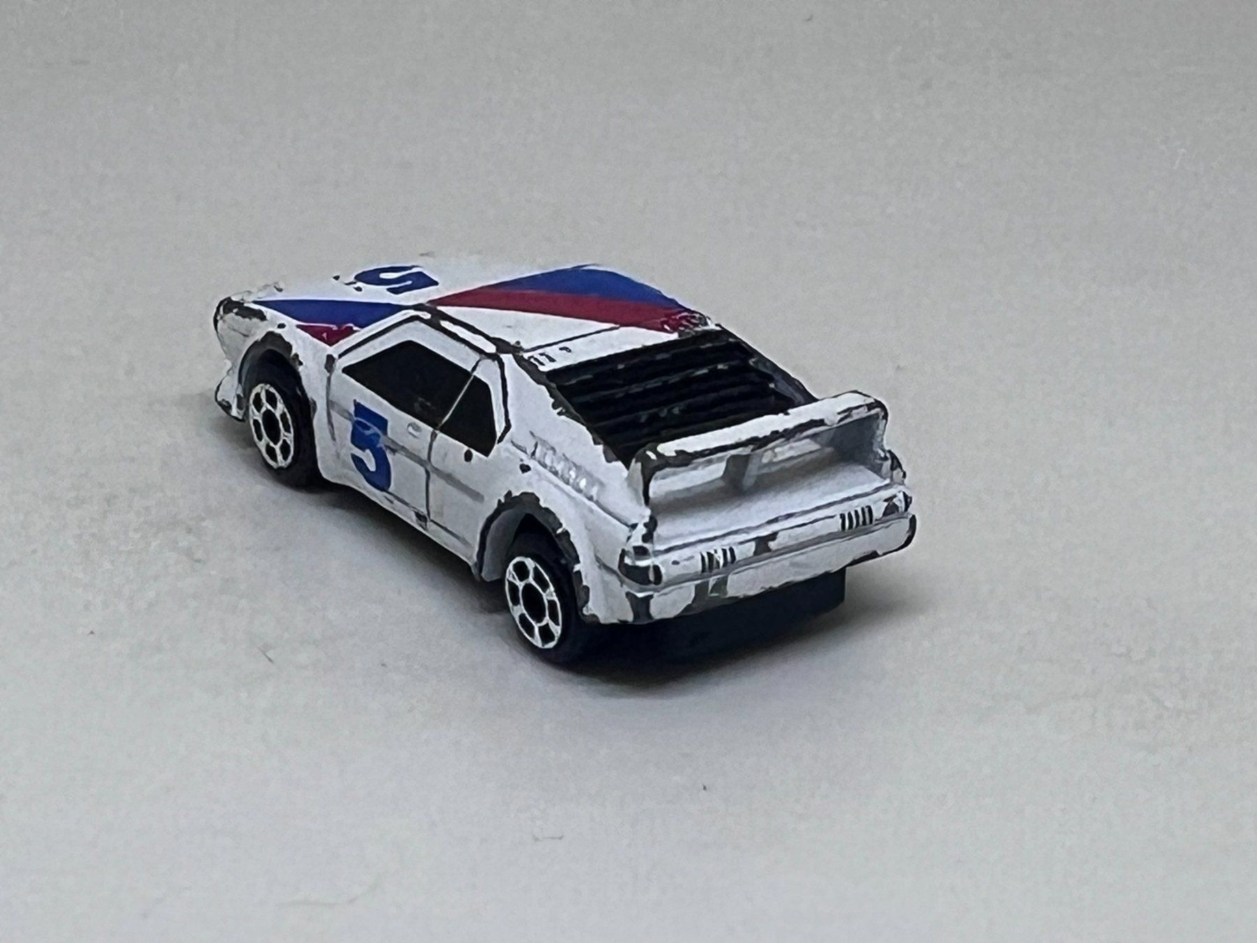 Matchbox Modellini d'auto: Matchbox BMW M1Procar 1:90 #742 – Usato da Wildegg venduto da LaaBoutique 2