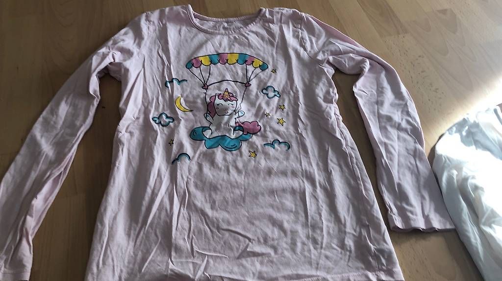 Pigiama & Simili: Pyjama Gr 160 – Usato da Oberbuchsiten venduto da etr_2jg5 3