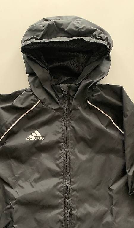 Jacken: Adidas Regenjacke Grösse 152  – Gebraucht aus Villigen von 28Nora82