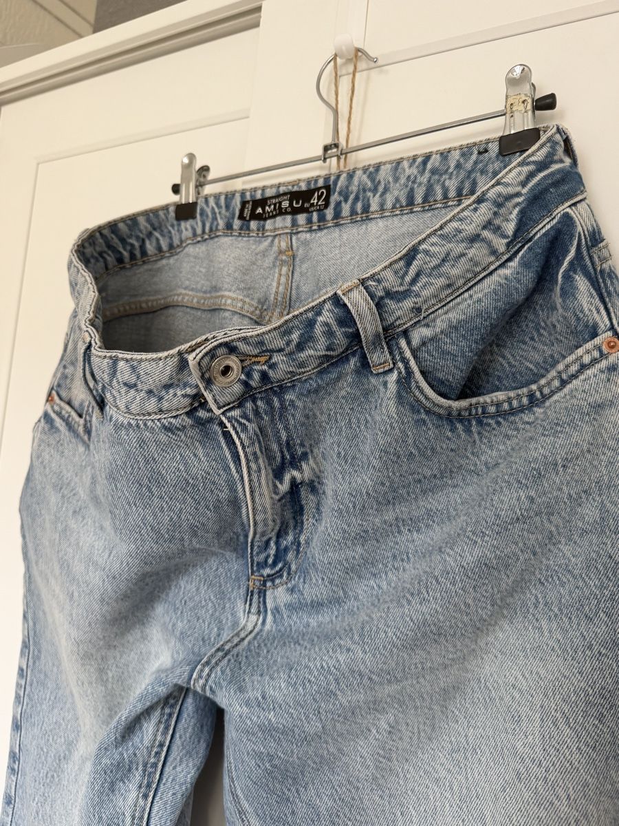 Jeans: Jean bleu taille 42  – Gebraucht aus La Chaux-de-Fonds von Sabinchenn 1
