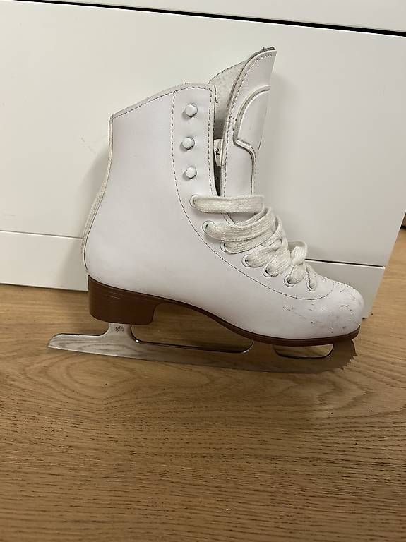 Patins à glace: Schlittschuhe – D'occasion à Muri b. Bern par brinae 1