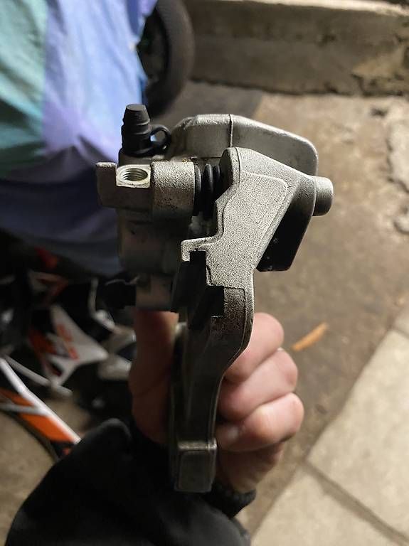 KTM Tutti i ricambio per moto: KTM 690 SMCR Brembo Bremssattel – Usato da Bichelsee venduto da Johler_Design 1