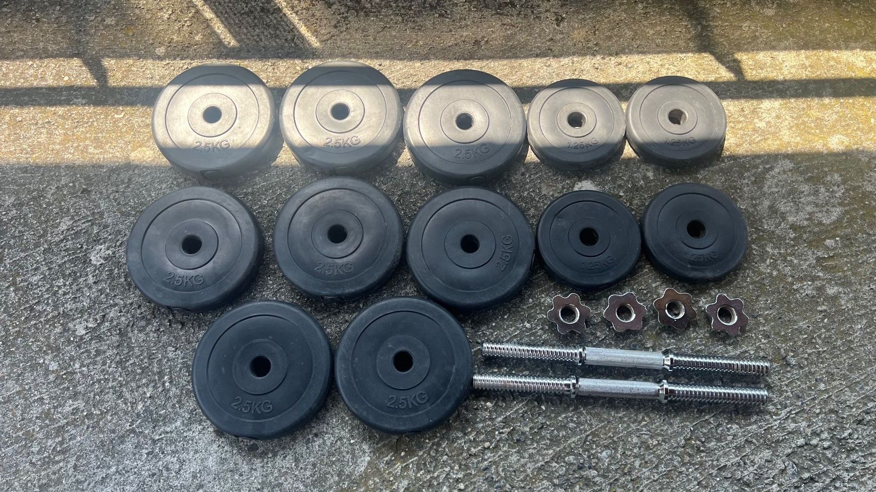 Hanteln & Gewichte: Kompl. Gewichtsscheibenset  25 kg – Gebraucht aus Schübelbach von Dolly990_2
