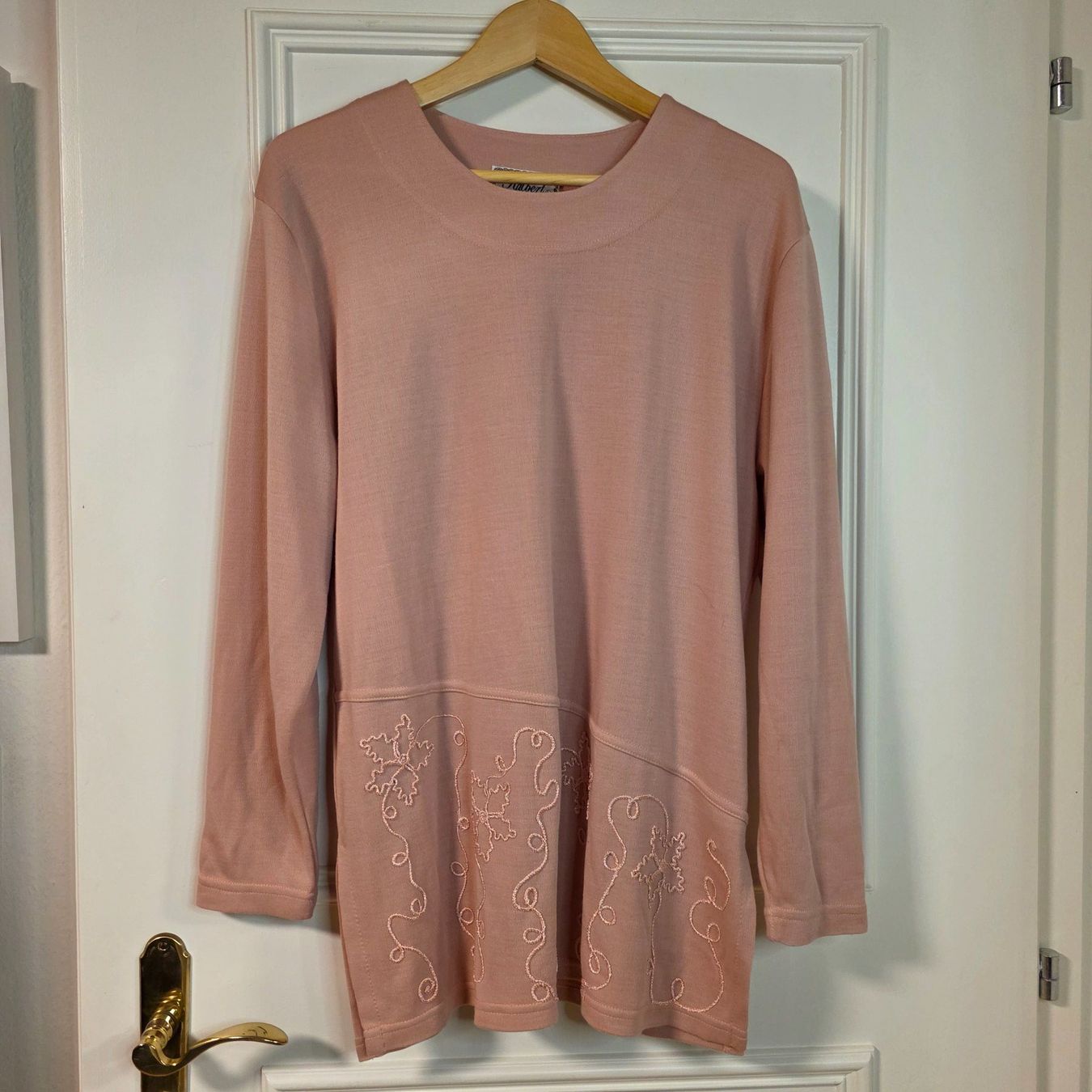 Maglioni & Felpe: Pullover Rosa, Gr. L/XL, mit Stickerei, elegant – Usato da Wald ZH venduto da CapLux 8