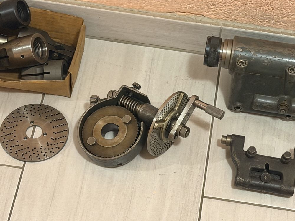 Liquidation d'outils de mécaniciens anciens (Gebraucht) in Bassecourt ...