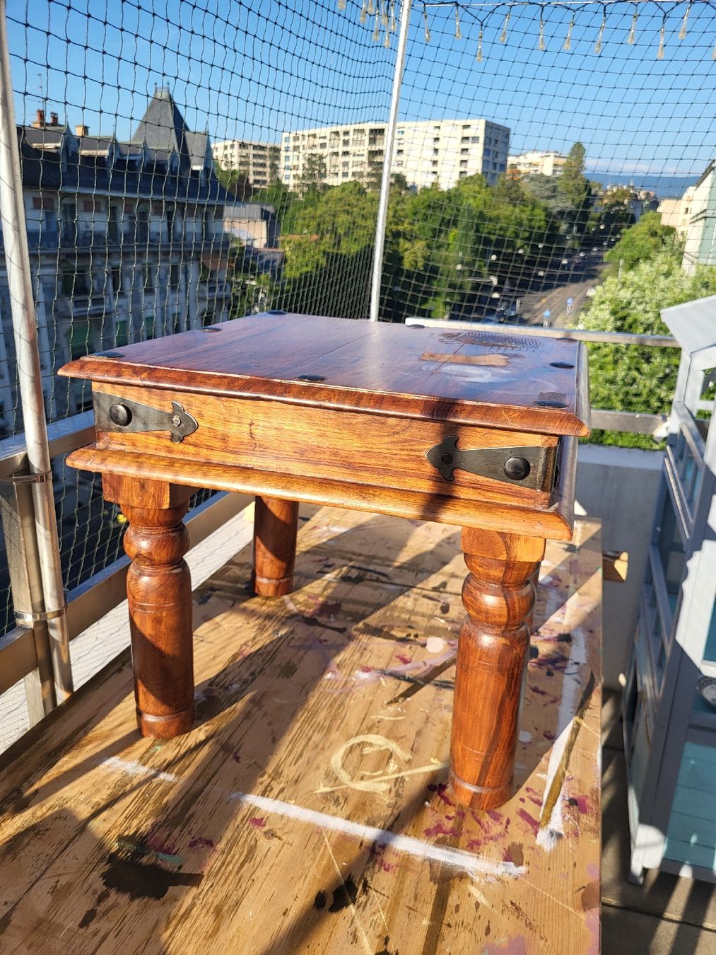 Tavoli: Mini table en bois massif rénovée – Usato da Geneve venduto da Mk.i 5