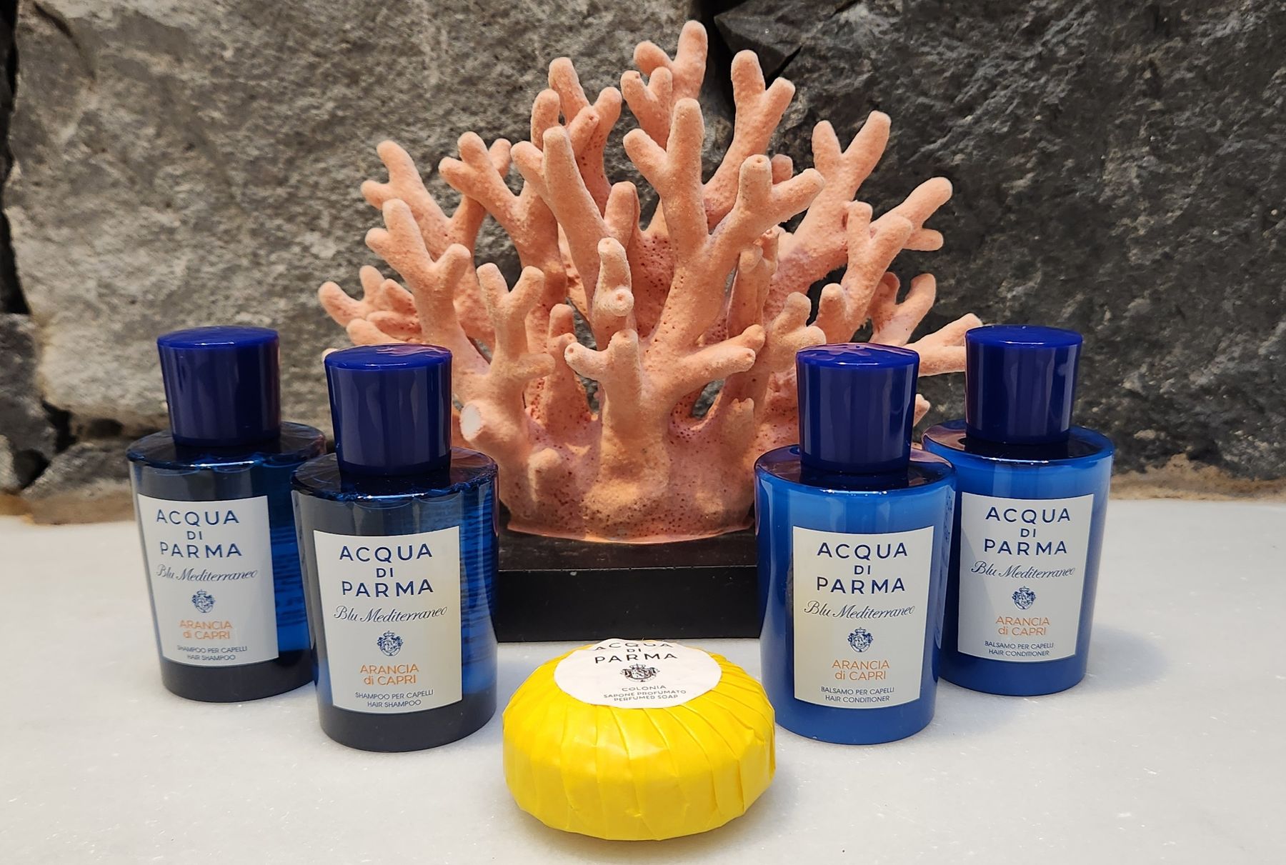 Acqua di parma Profumi & Eau de Toilette: Aqua Di Parma Blu Mediterraneo SET – Nuovo e nell'imballaggio originale da Wollerau venduto da CH8832