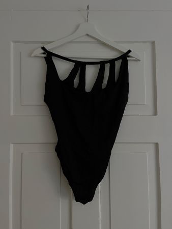 Carona Badeanzug Schwarz Cut-Out – Made in Italy – Gr. M