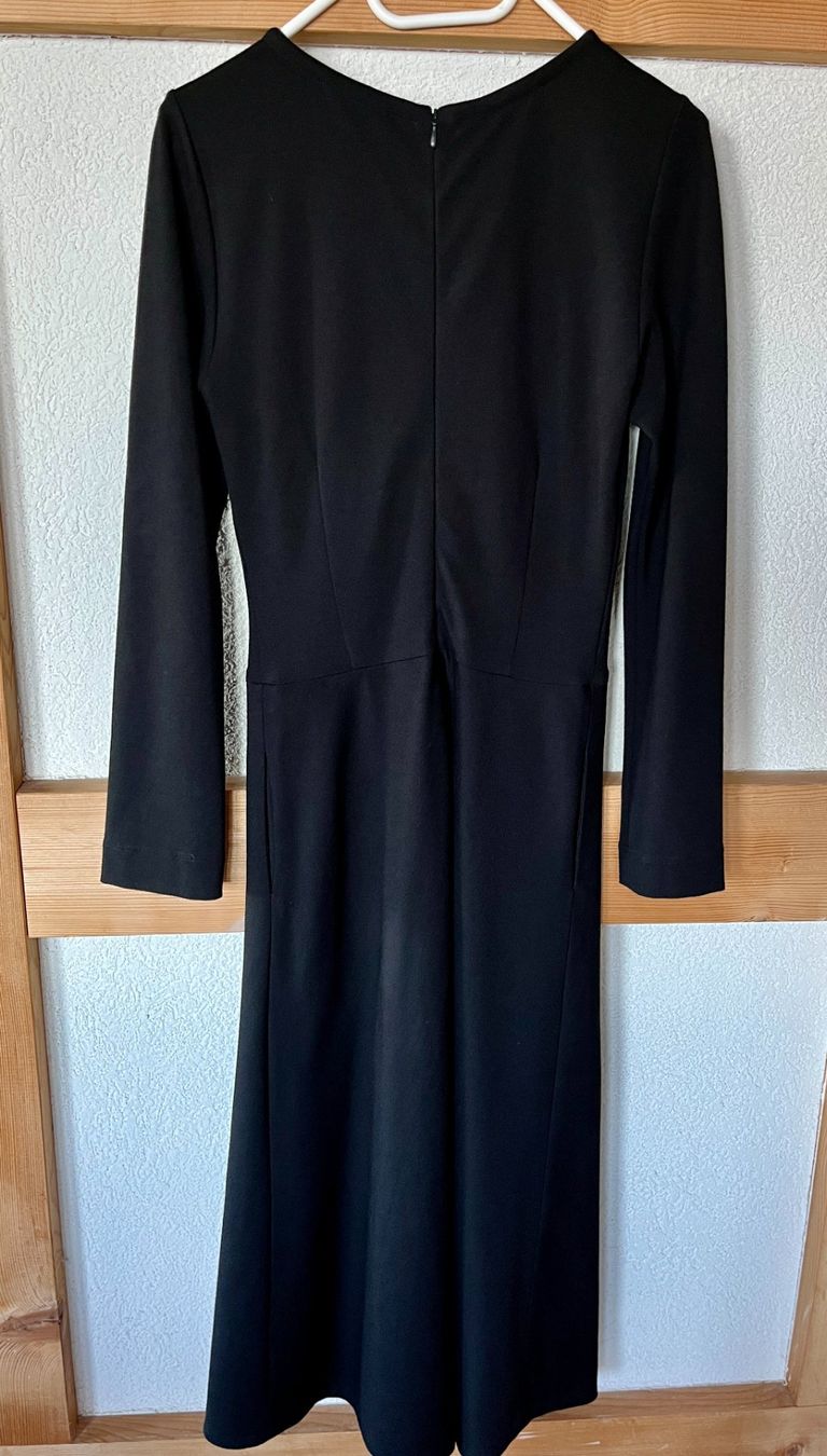 Vestiti: Kleid, schwarz – Nuovo (secondo la descrizione) da Bern venduto da cubus01 4