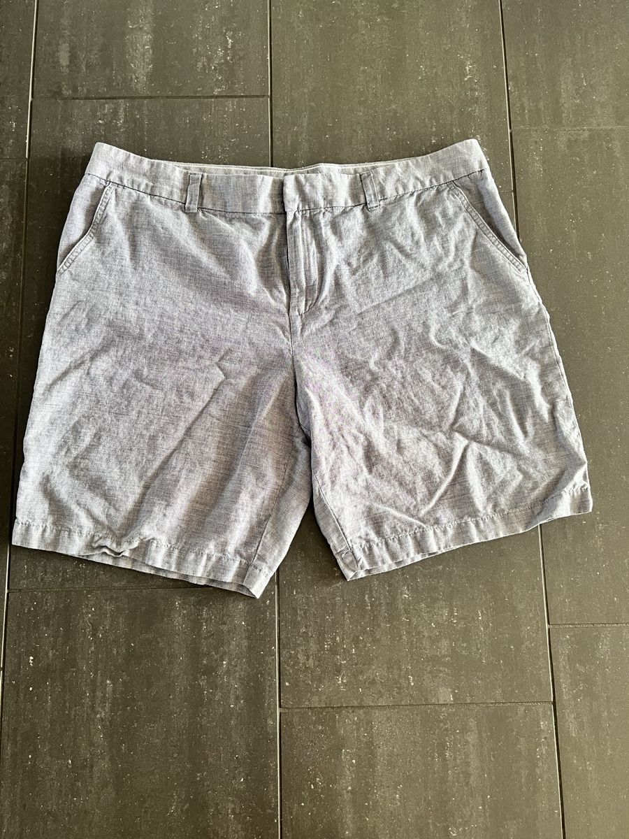Tommy Hilfiger Pantaloni: Shorts Tommy Hilfiger 16 – Usato da Kreuzlingen venduto da Mirabilis0628