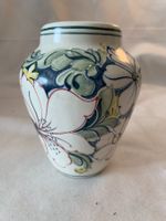 Schöne bemalte Vase     A61