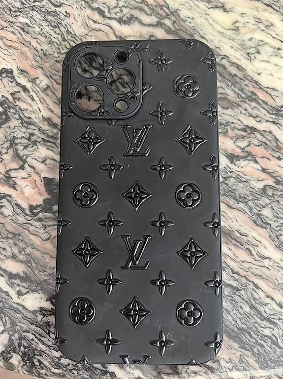 Cover & Protezioni schermo: 5 Schutzhüllen iPhone 13 Pro Max  – Usato da Amriswil venduto da Emilyerdbeer22 1