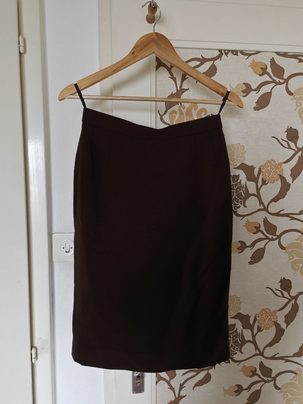 Tailleur Hannezo brun (Neuf (Voir description)) à Montreux pour CHF 35 ...