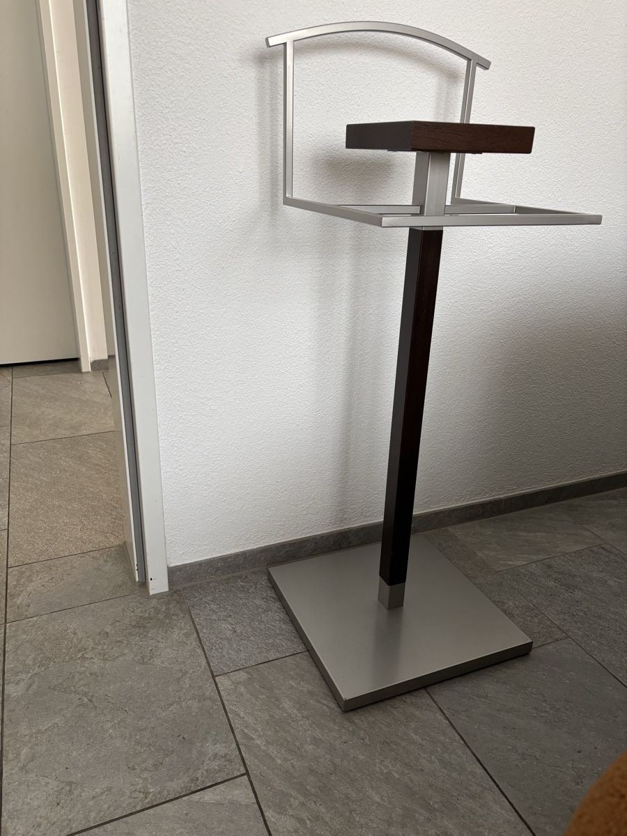 Altro in Decorazioni & Accessori: Calligaris valet / Ständer / Stands 2 x  – Usato da Obfelden venduto da Charlespully 3