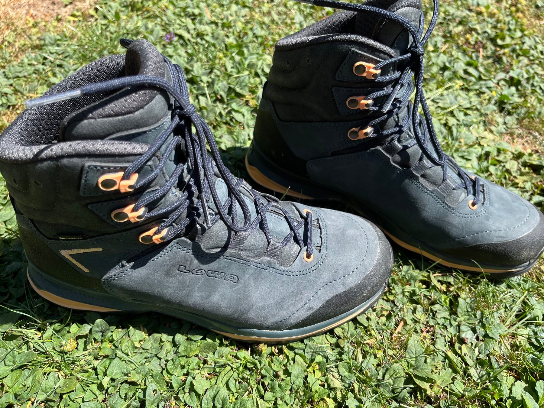 Lowa Damenschuhe: LOWA Light Evo Damen Wanderschuh – Gebraucht aus Saland von ricarda025 2
