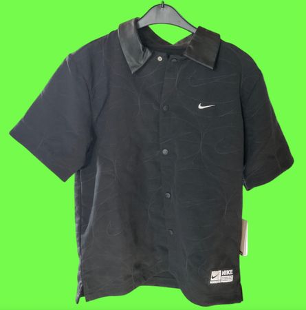 NIKE PERFORMANCE BASKETBALL GR.S NEU mit Etikette