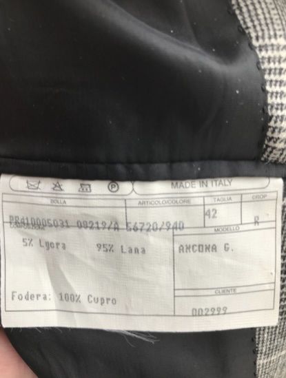 Giacche: Jacke Isaia Damen Grösse 38 – Usato da Aarwangen venduto da to-hirschi 2